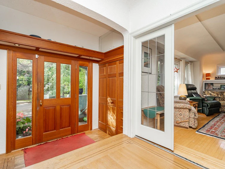 3945 W 31st Avenue, Vancouver, BC, V6S 1Y4 - 6