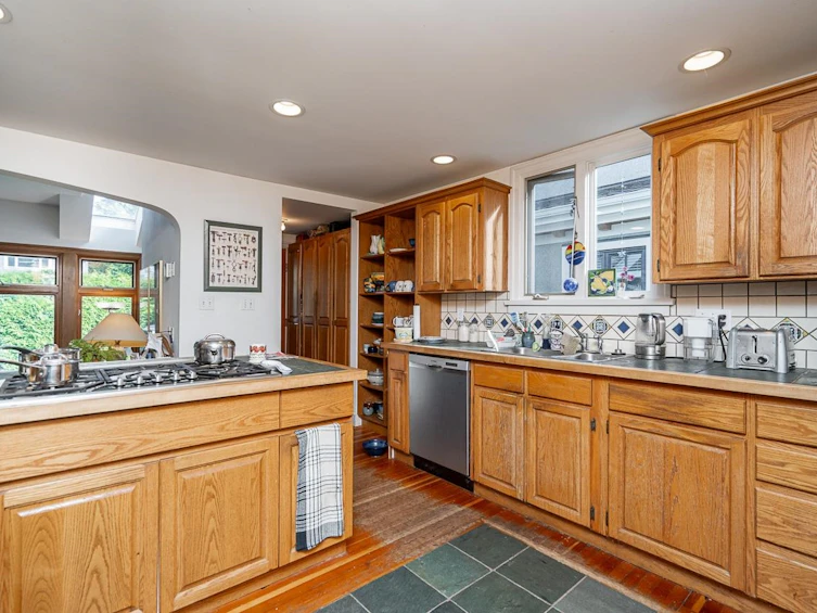3945 W 31st Avenue, Vancouver, BC, V6S 1Y4 - 18