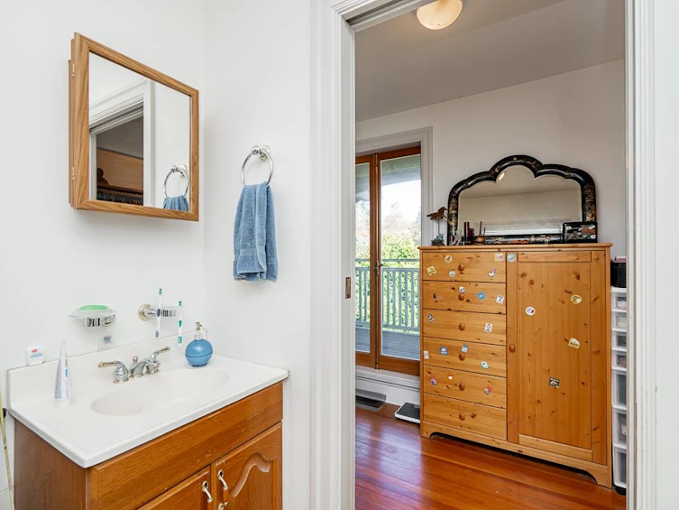 3945 W 31st Avenue, Vancouver, BC, V6S 1Y4 - 25