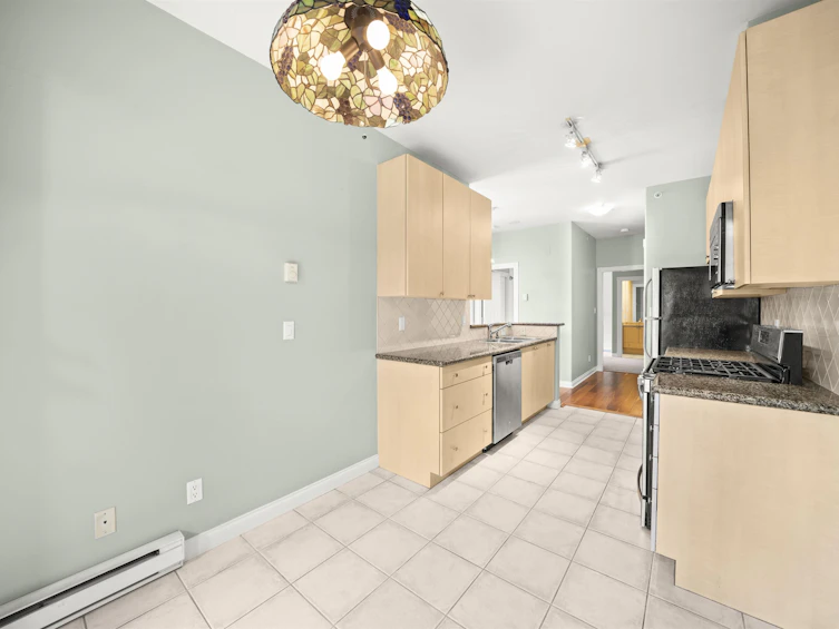310-160 E 13th Street, North Vancouver, BC, V7L 2L5 - 7