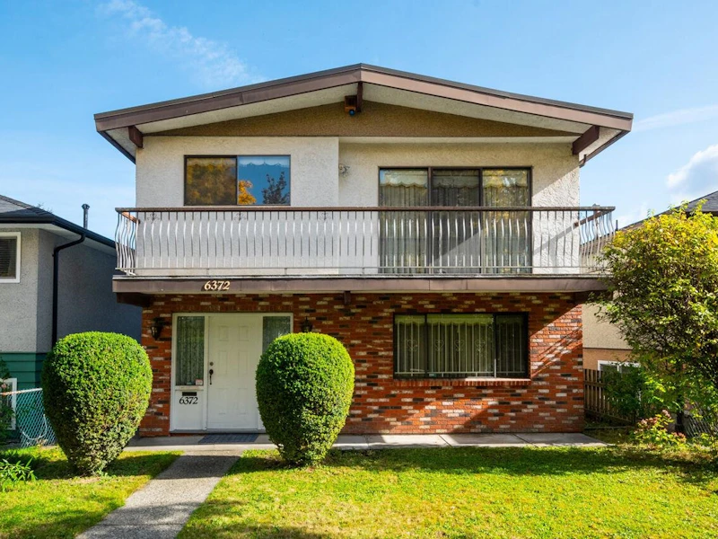 6372 St. Catherines Street, Vancouver BC V5W 3G8