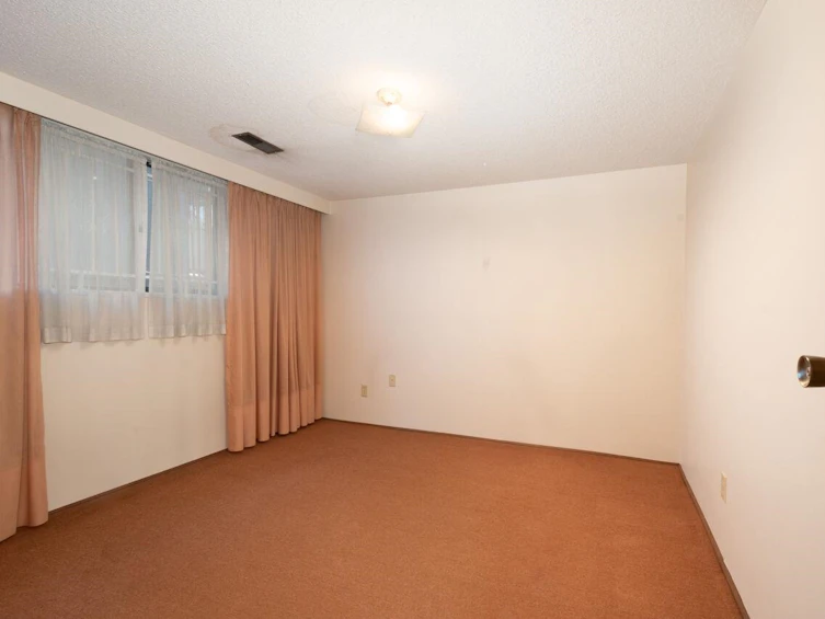 6372 St. Catherines Street, Vancouver, BC, V5W 3G8 - 18