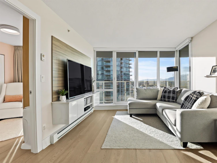 1805-4189 Halifax Street, Burnaby, BC, V5C 0H9 - 2