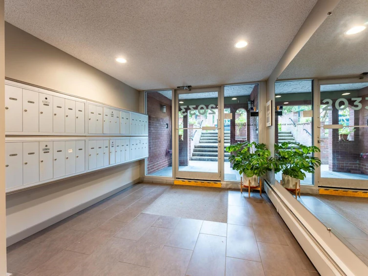 206-2033 West 7th Avenue, Vancouver, BC, V6J 1T3 - 25