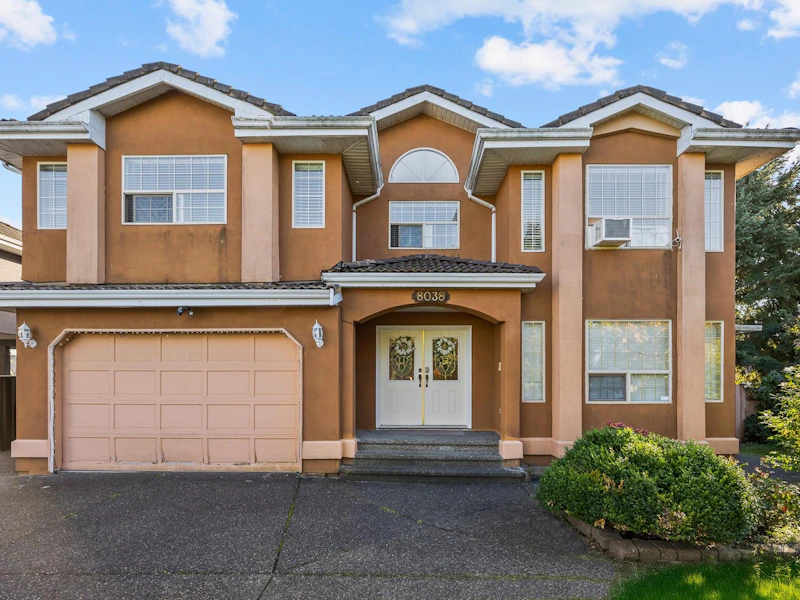 8038 156a Street, Surrey BC V4N 0X6