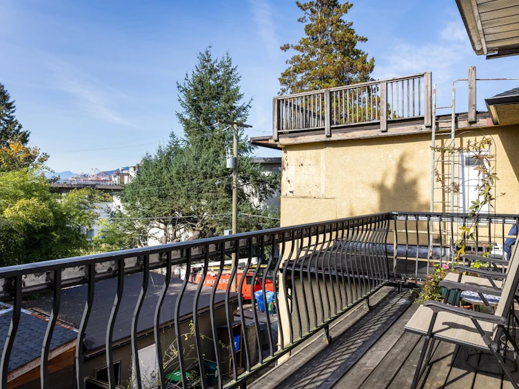 231 Templeton Drive, Vancouver, BC, V5L 4N4 - 35