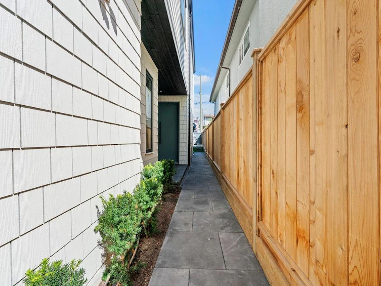 2-1186 Kaslo Street, Vancouver, BC, V5K 3Z6 - 38