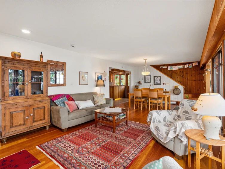 1028 Gower Point Road, Gibsons, BC, V0N 1V3 - 4