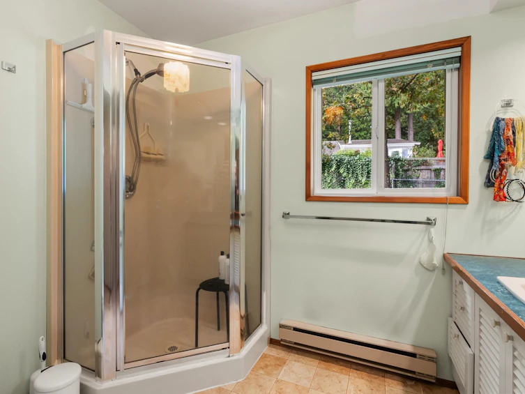 1028 Gower Point Road, Gibsons, BC, V0N 1V3 - 17