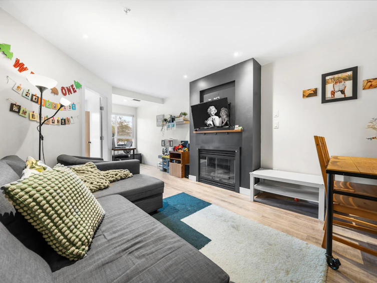 208-760 Kingsway, Vancouver, BC, V5V 3C1 - 4
