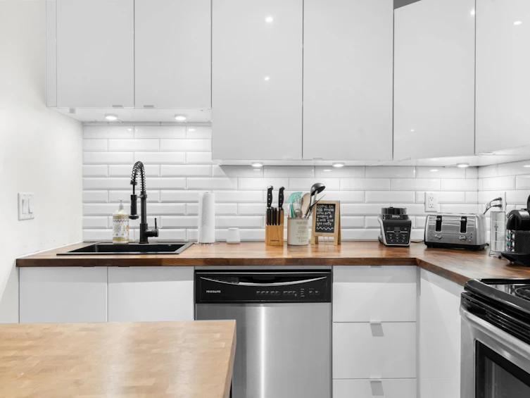 208-760 Kingsway, Vancouver, BC, V5V 3C1 - 16