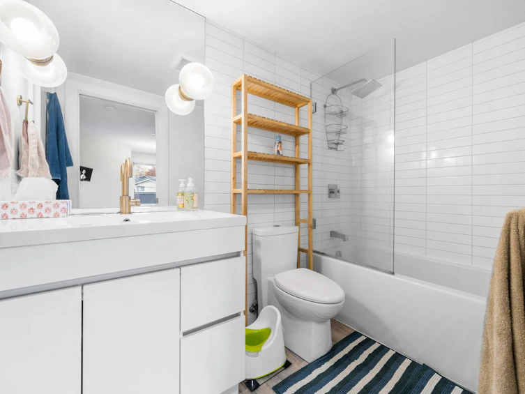 208-760 Kingsway, Vancouver, BC, V5V 3C1 - 25