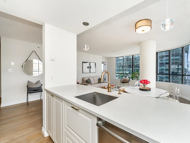 1406-1060 Alberni Street, Vancouver, BC, V6E 4K2 - 10