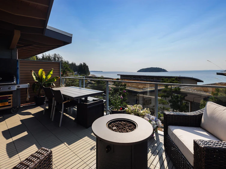 5398 Wakefield Beach Lane, Sechelt, BC, V7Z 0T6 - 32