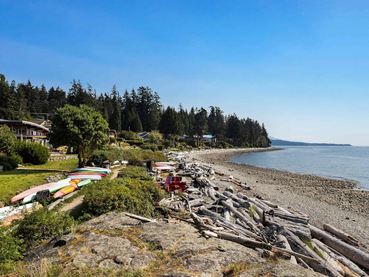 5398 Wakefield Beach Lane, Sechelt, BC, V7Z 0T6 - 35