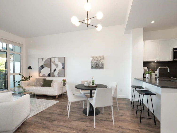 207-105 W 2nd Street, North Vancouver, BC, V7M 0E3 - 7