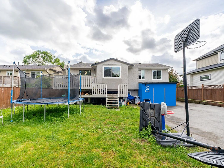 5884 184 Street, Surrey, BC, V3S 4N4 - 33