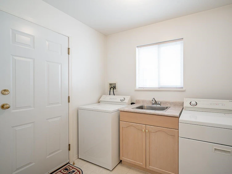 5131 Rowling Place, Richmond, BC, V6V 2T1 - 18