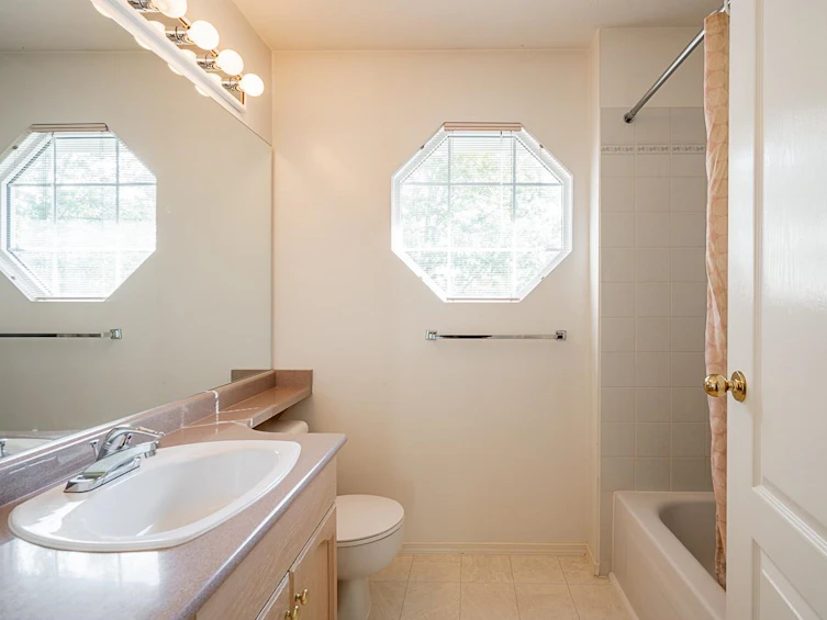 5131 Rowling Place, Richmond, BC, V6V 2T1 - 28