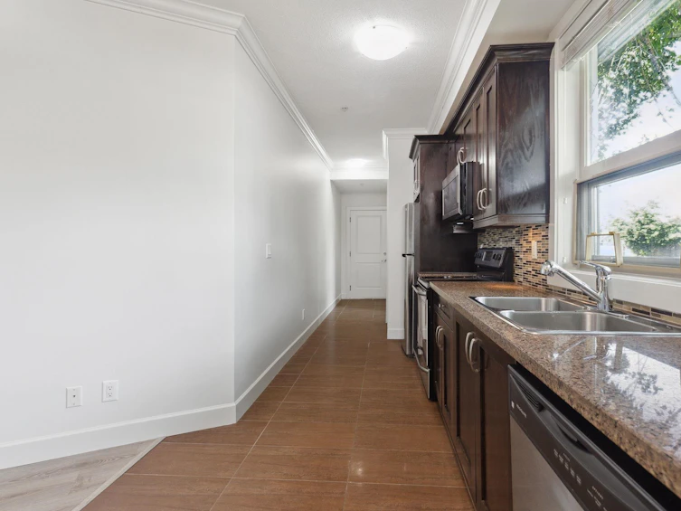 223-13897 Fraser Highway, Surrey, BC, V3T 0G8 - 14