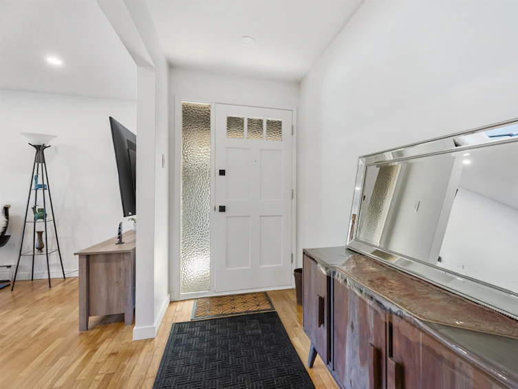 608-555 West 28th Street, North Vancouver, BC, V7N 2J6 - 14
