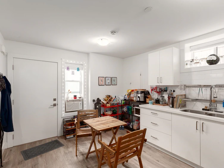 2032 E 22nd Avenue, Vancouver, BC, V5N 2R4 - 29