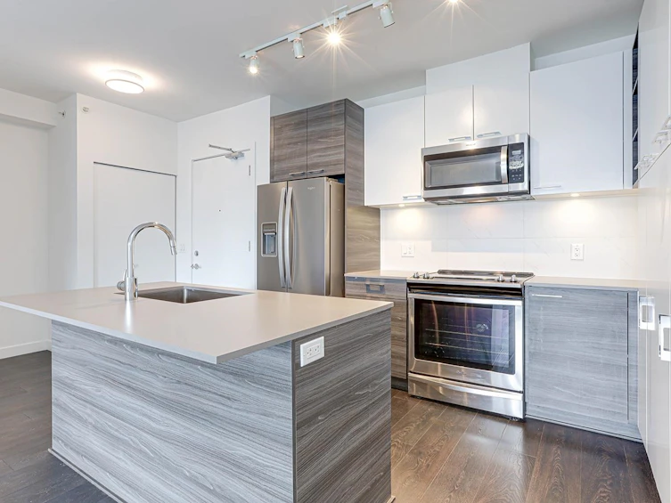 604-10581 140 Street, Surrey, BC, V3T 0M7 - 16