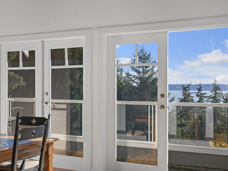 3797 Bayridge Avenue, West Vancouver, BC, V7V 3J3 - 6