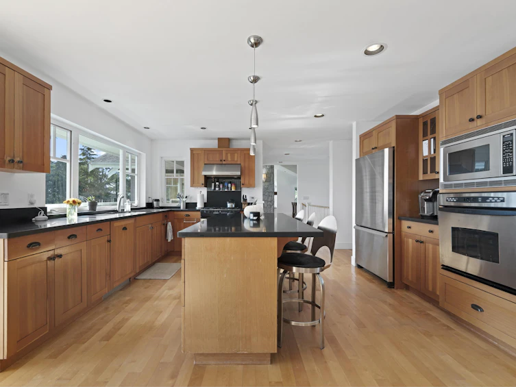 3797 Bayridge Avenue, West Vancouver, BC, V7V 3J3 - 12