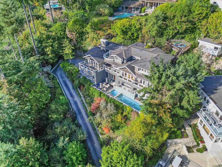 3797 Bayridge Avenue, West Vancouver, BC, V7V 3J3 - 39