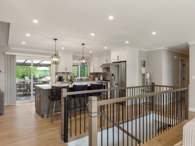 8054 Topper Drive, Mission, BC, V2V 7A8 - 4