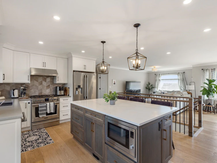 8054 Topper Drive, Mission, BC, V2V 7A8 - 12
