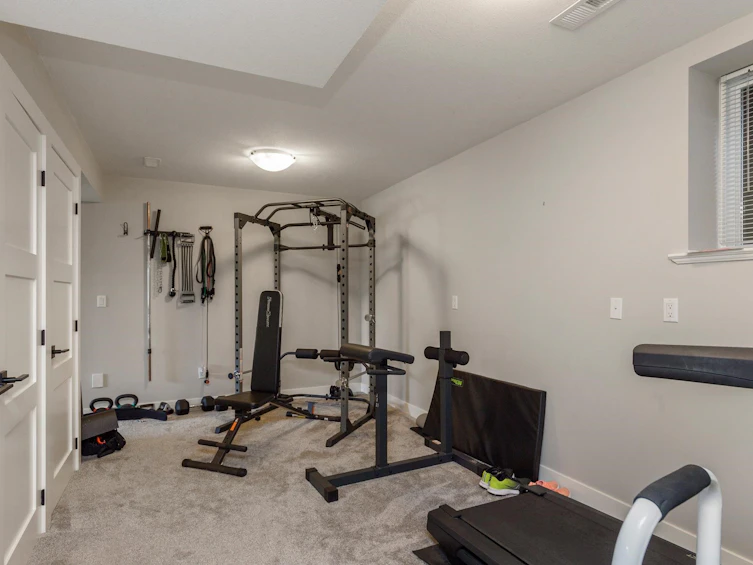 8054 Topper Drive, Mission, BC, V2V 7A8 - 32