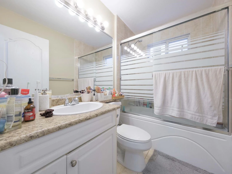 10122 Williams Road, Richmond, BC, V7A 1H4 - 25