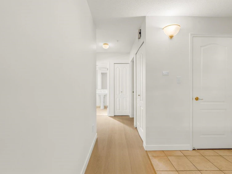 108-7520 Columbia Street, Vancouver, BC, V5X 4S8 - 10