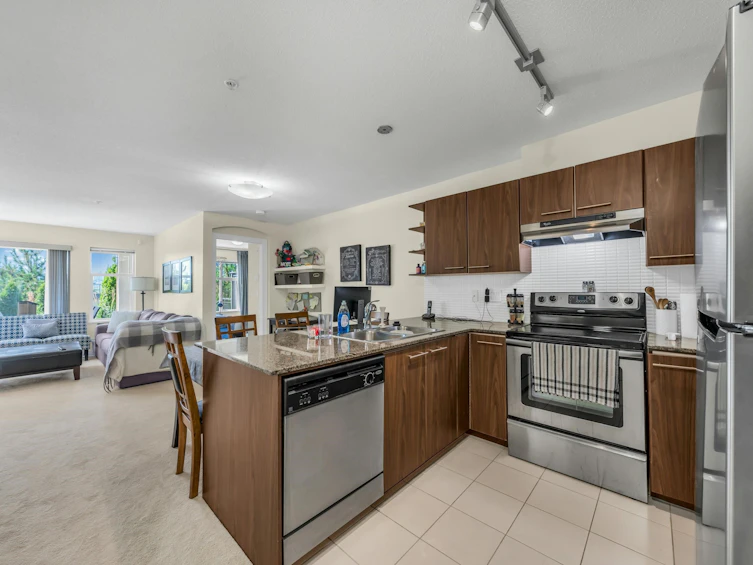 113-4728 Brentwood Drive, Burnaby, BC, V5C 0G2 - 5