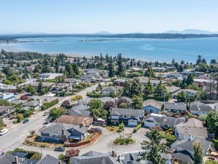 15572 Finlay Court, Surrey, BC, V4B 5H3 - 3