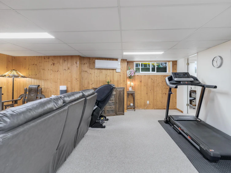 15572 Finlay Court, Surrey, BC, V4B 5H3 - 36