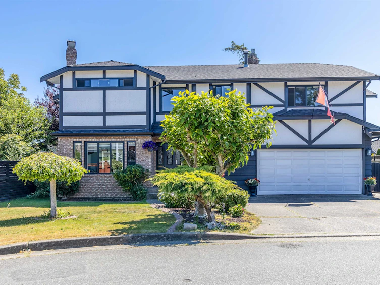 15572 Finlay Court, Surrey, BC, V4B 5H3