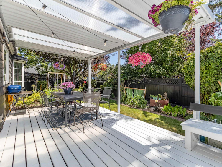 15572 Finlay Court, Surrey, BC, V4B 5H3 - 15
