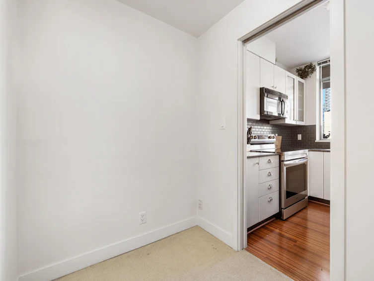 1307-1238 Burrard Street, Vancouver, BC, V6Z 3E1 - 16
