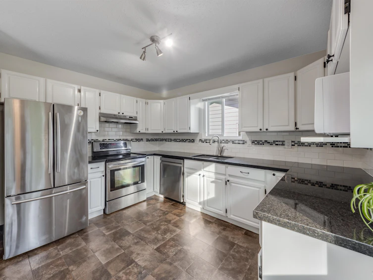 14914 Southmere Place, Surrey, BC, V4A 6P8 - 7