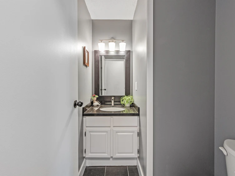 14914 Southmere Place, Surrey, BC, V4A 6P8 - 14