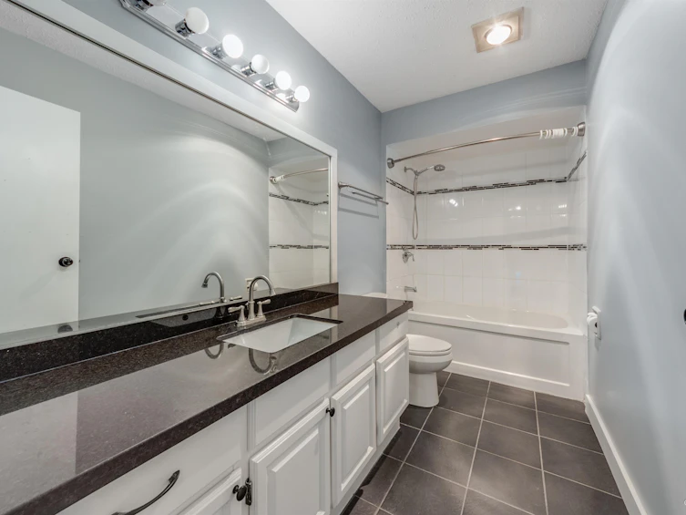 14914 Southmere Place, Surrey, BC, V4A 6P8 - 18