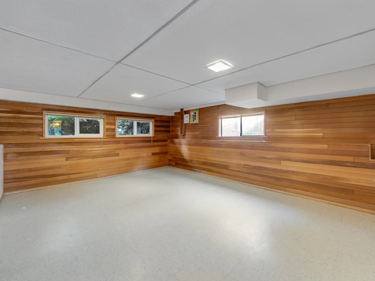 14914 Southmere Place, Surrey, BC, V4A 6P8 - 24