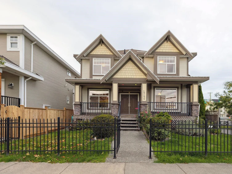 19199 70, Surrey, BC, V4N 0A6 - 28