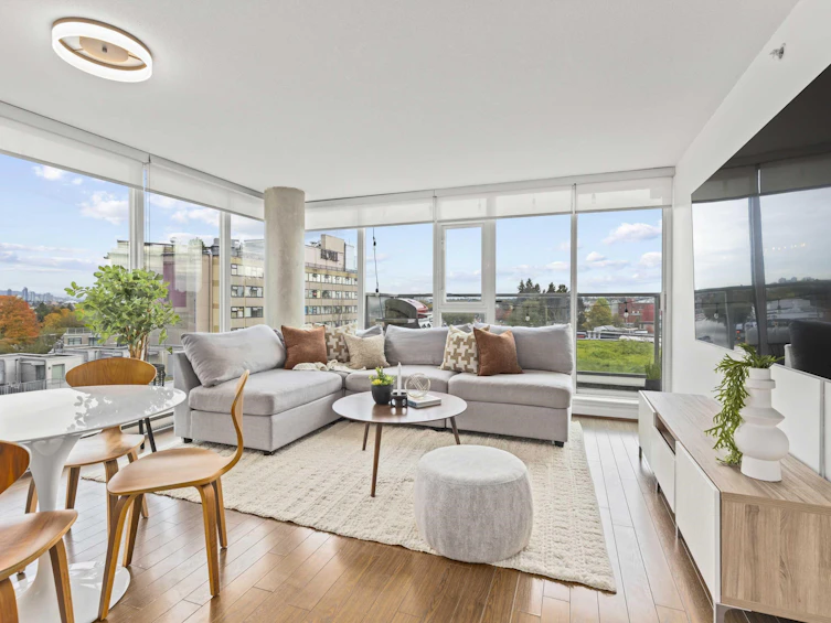605-2770 Sophia Street, Vancouver, BC, V5T 0A4 - 2