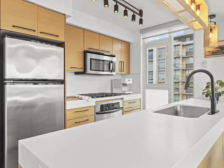 605-2770 Sophia Street, Vancouver, BC, V5T 0A4 - 13