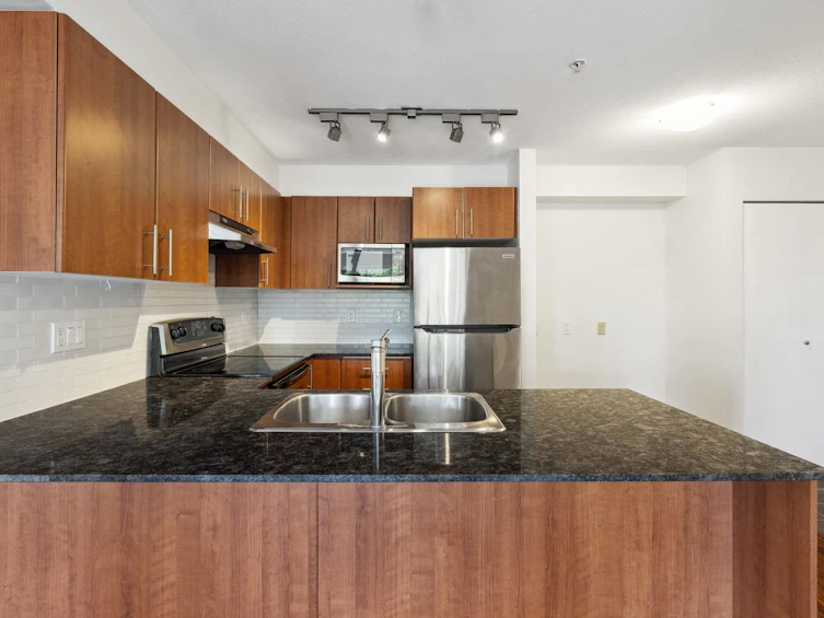 305-1633 Mackay Avenue, North Vancouver, BC, V7P 0A2 - 15