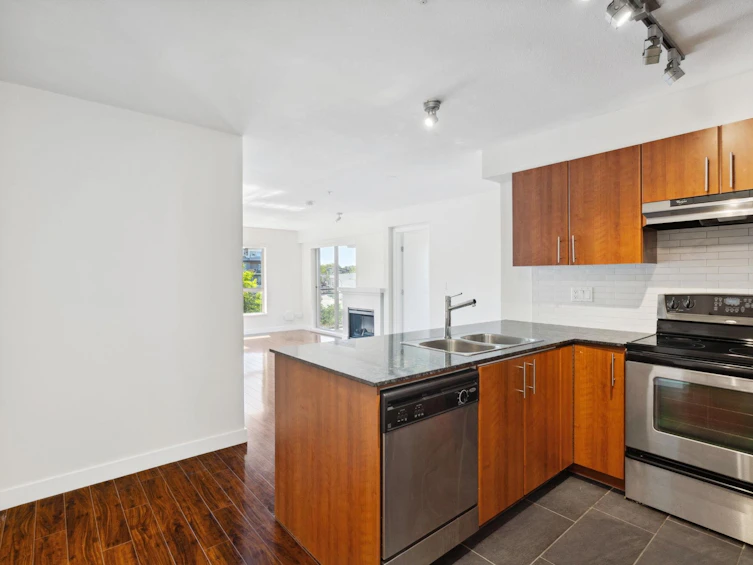 305-1633 Mackay Avenue, North Vancouver, BC, V7P 0A2 - 17
